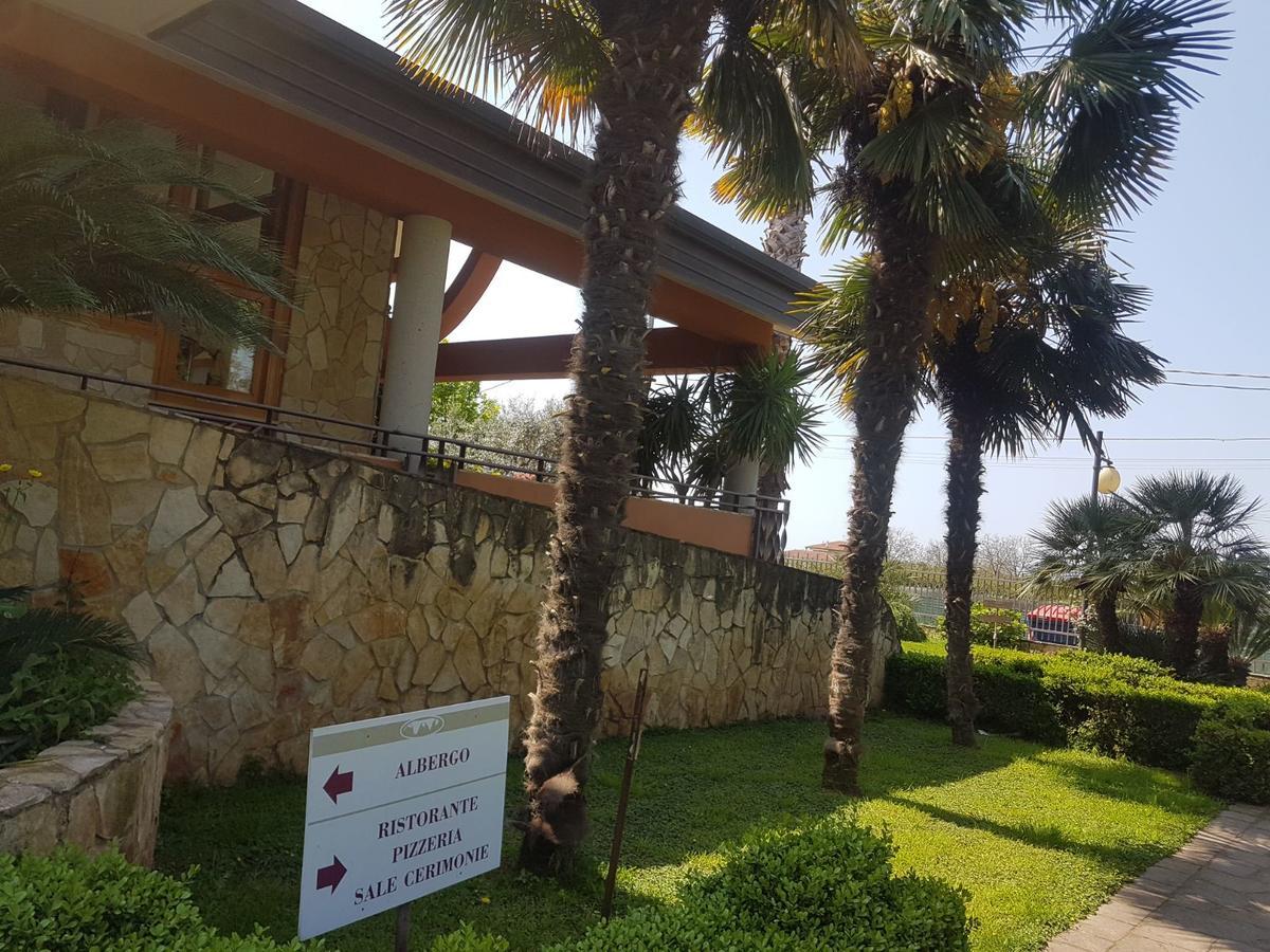 Agriturismo Terre Delle Monache بونتيكانيانو المظهر الخارجي الصورة