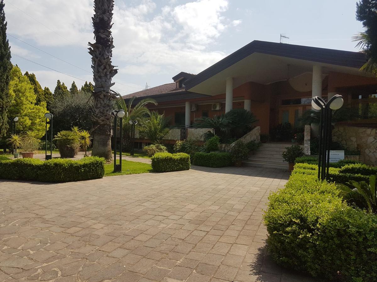 Agriturismo Terre Delle Monache بونتيكانيانو المظهر الخارجي الصورة